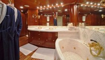 SIRAHMY -  Master Bathroom